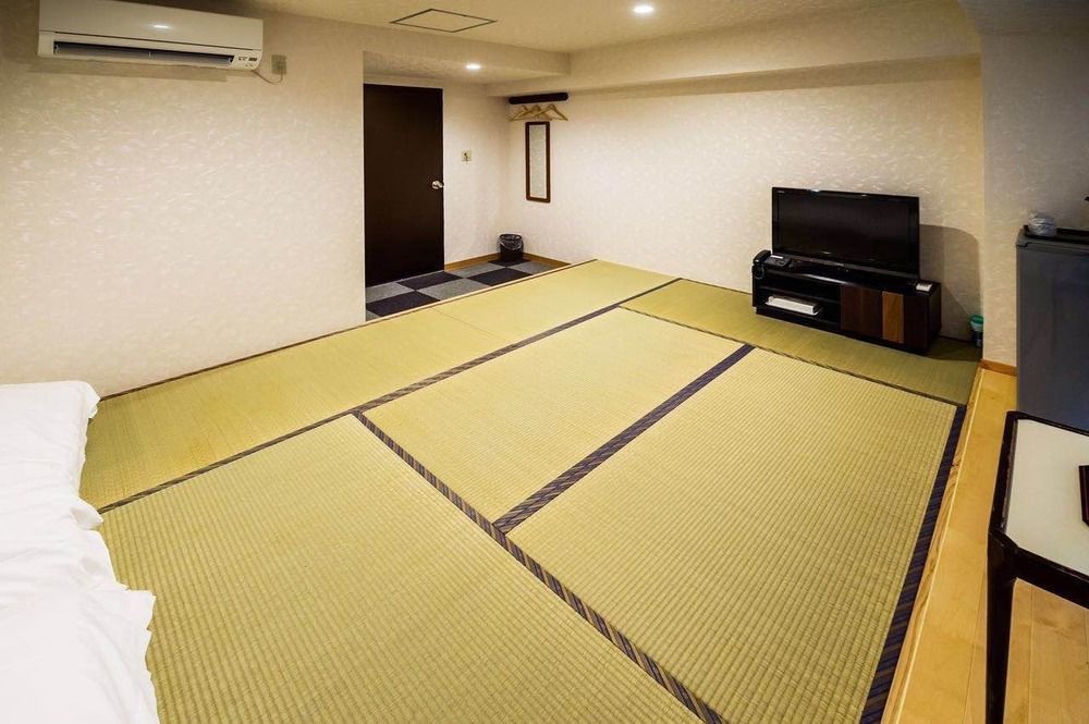 Victoria Hotel Naha Extérieur photo